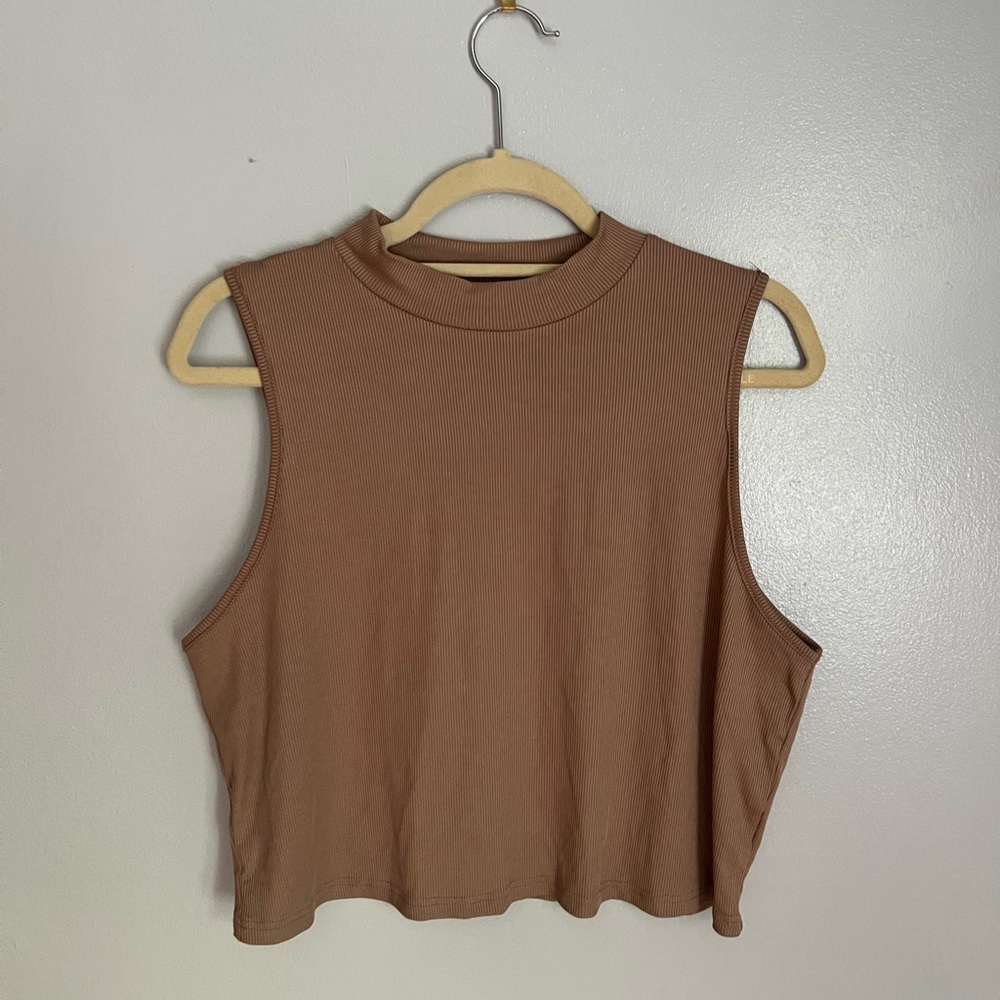 Shein Solid Ribbed Knit Tank Top - image 2